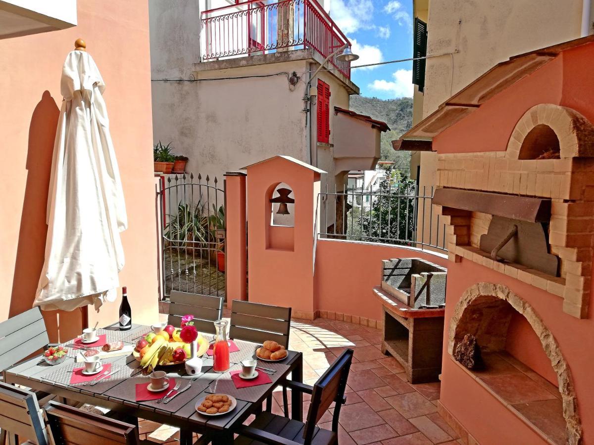 Case Vacanze Borgo Faraldi Villa Faraldi Extérieur photo