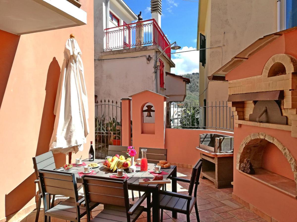 Case Vacanze Borgo Faraldi Villa Faraldi Extérieur photo